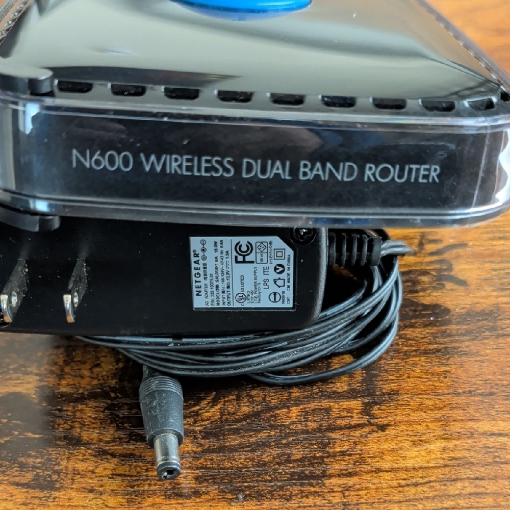 Netgear Black Router with Blue Highlight - Picture 7 of 7